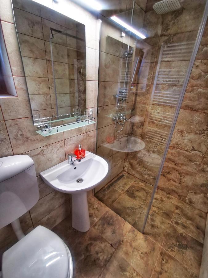 1 For Rent Ξενοδοχείο Κλουζ-Ναπόκα Εξωτερικό φωτογραφία